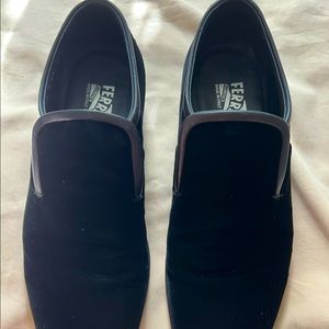 SALVATORE FERRAGAMO
Men's Delroy Velvet Loafers With Stingray Heel Detailing